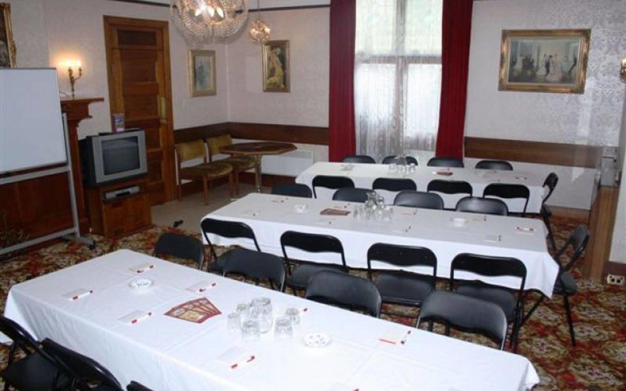 Motel Mayfair On Cavell Hobart Extérieur photo